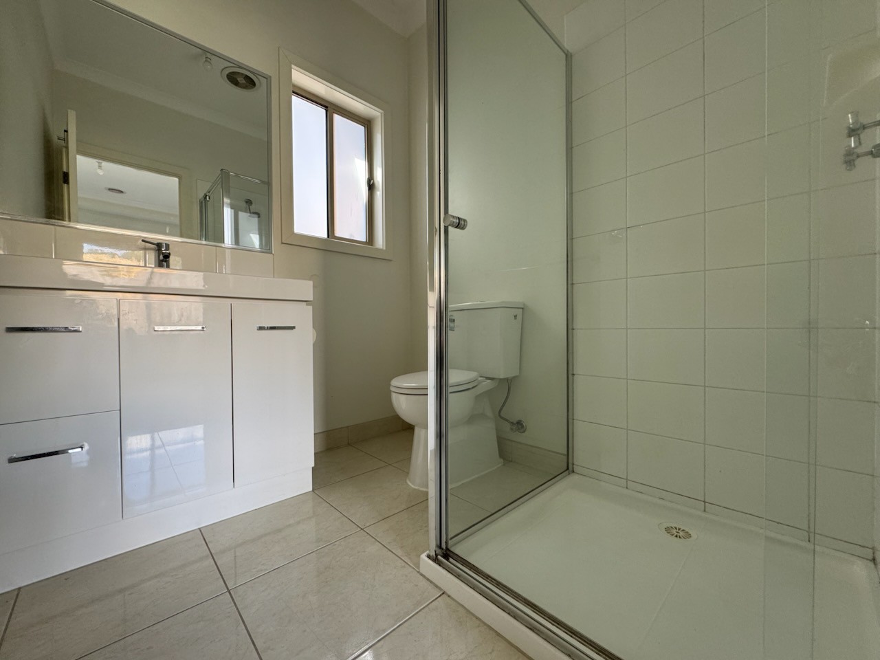 2/3 Pinnacle Avenue, Ferntree Gully, VIC 3156, Ferntree Gully - Thumbnail 5