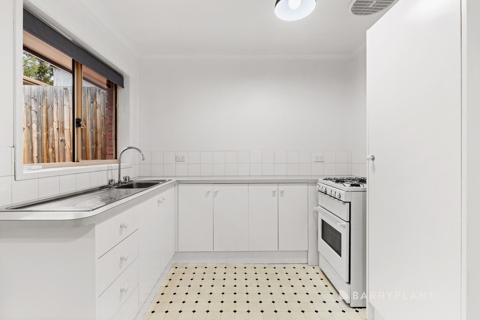 2/3 Souter Street, Eltham, VIC 3095, Eltham - Thumbnail 5