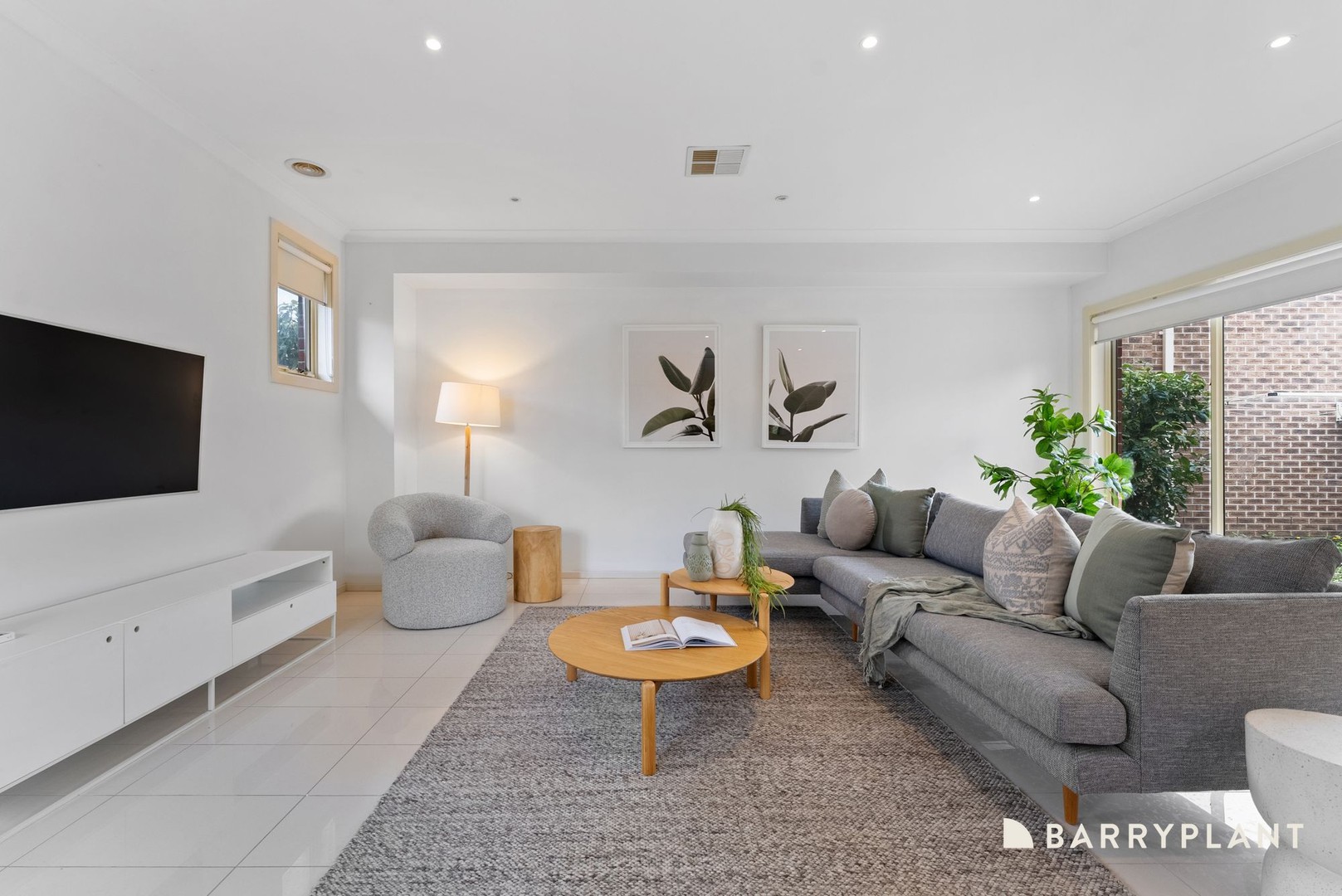2/3 Suffolk Road, Sunshine North, VIC 3020, Sunshine North - Thumbnail 2