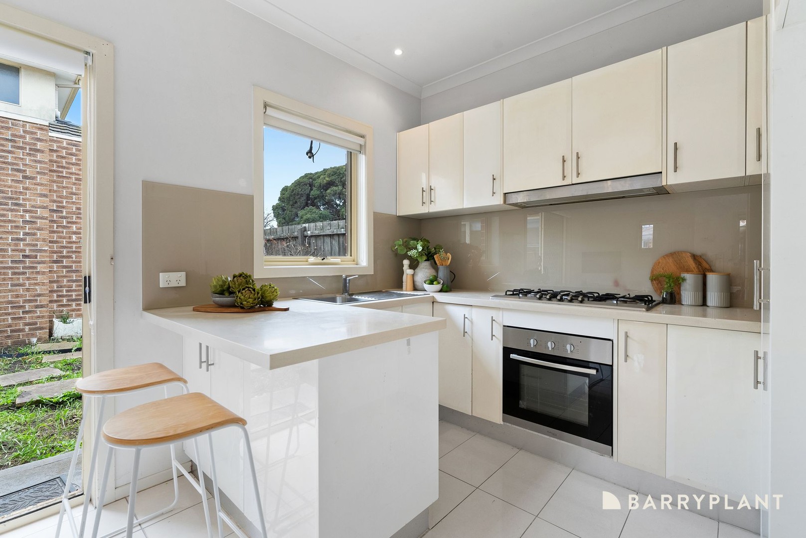 2/3 Suffolk Road, Sunshine North, VIC 3020, Sunshine North - Thumbnail 6