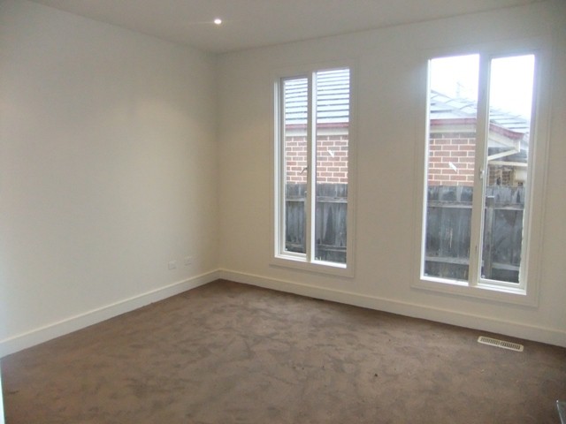 2/3 Virginia Street, Mount Waverley, VIC 3149, Mount Waverley - Thumbnail 4