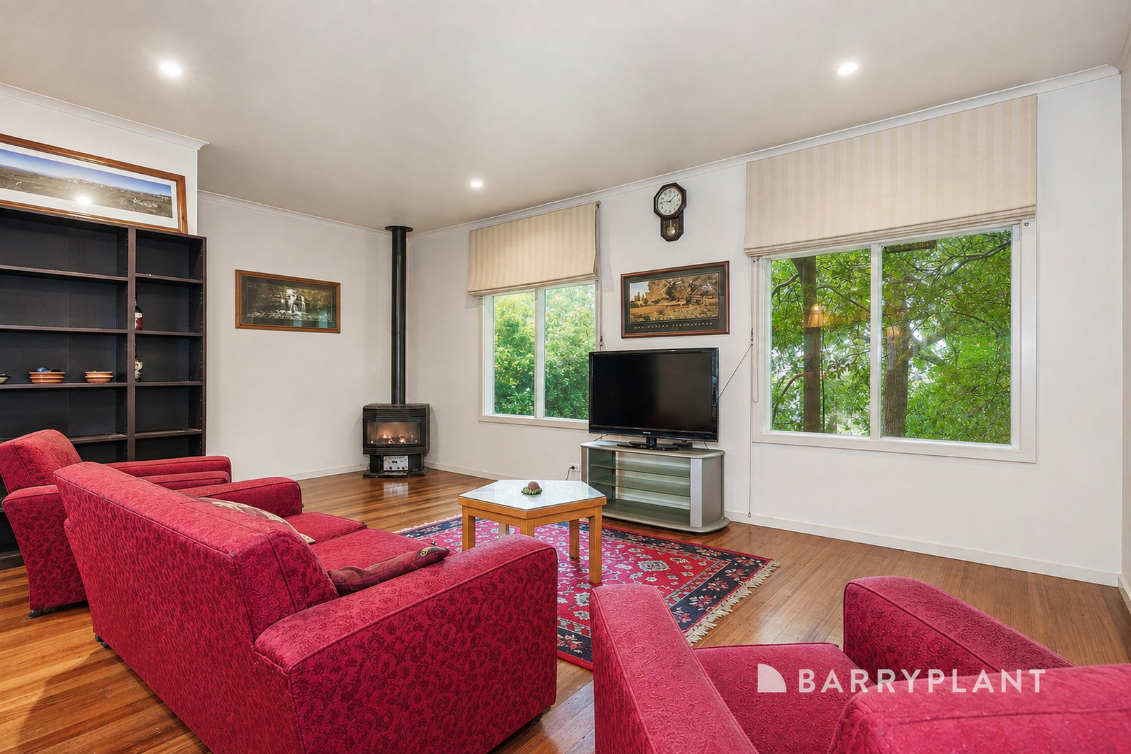 2/30 Bayswater Road, Croydon, VIC 3136 - Thumbnail 2 - 05/08/2026