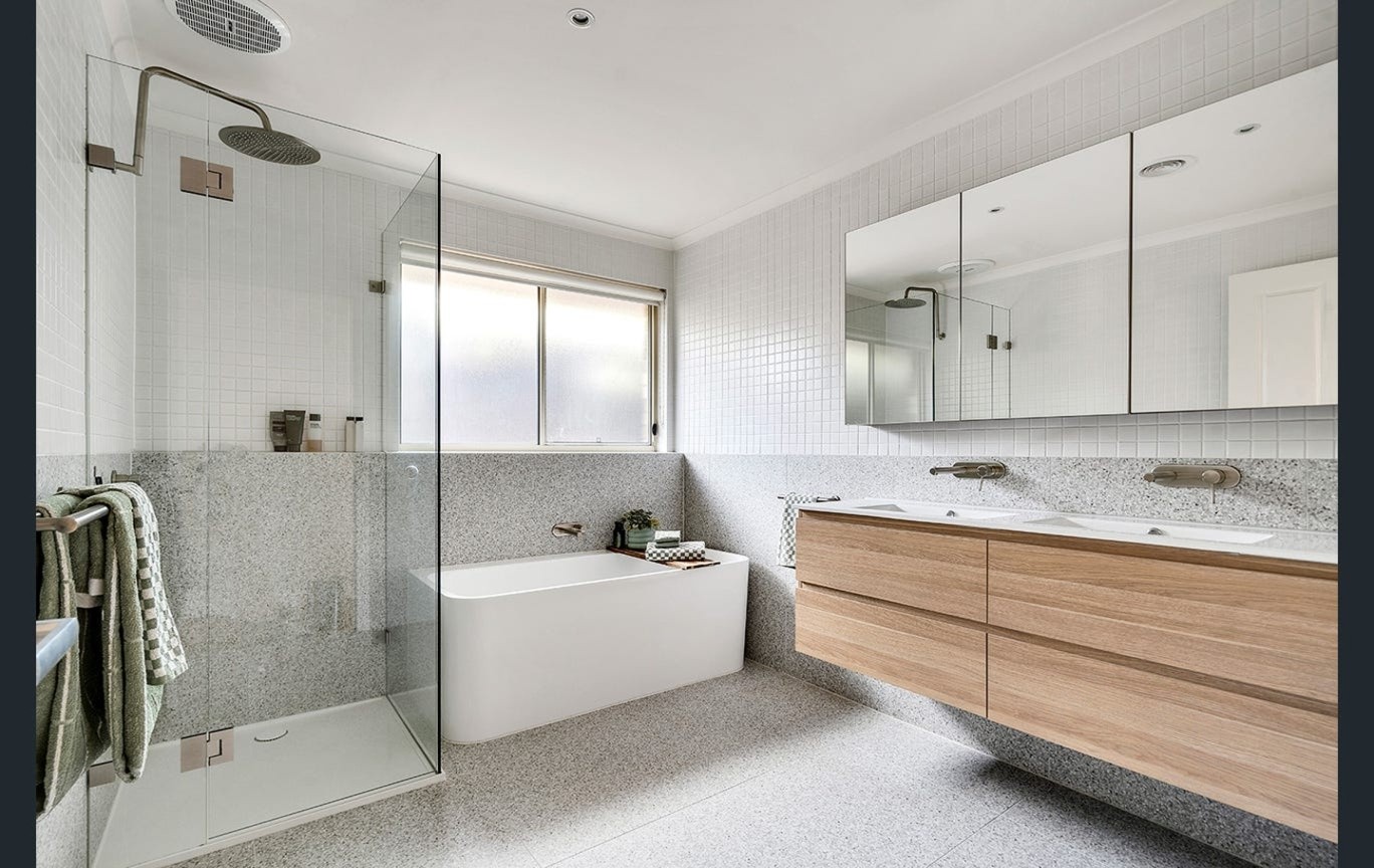 2/30 Bulla Rd, Strathmore, VIC 3041 - Thumbnail 2 - 27/08/2026