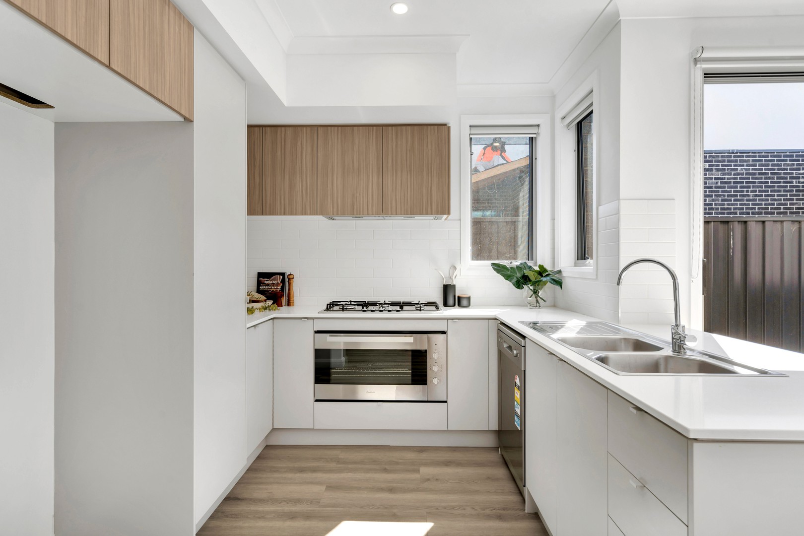 2/30 Lachlan Road, Sunshine West, VIC 3020, Sunshine West - Thumbnail 6