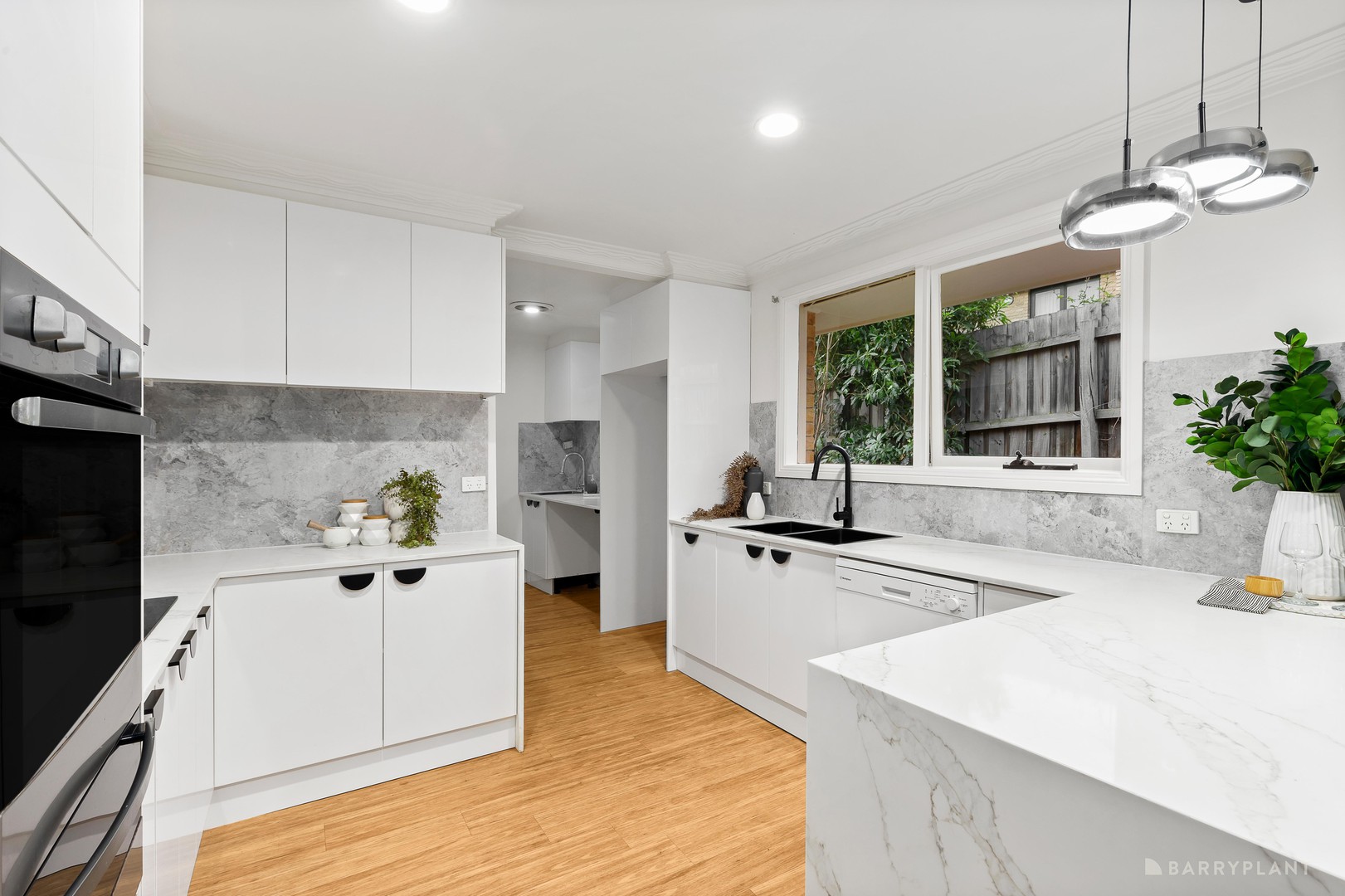 2/30 Milne Street, Templestowe, VIC 3106 - Thumbnail 2 - 19/03/2026