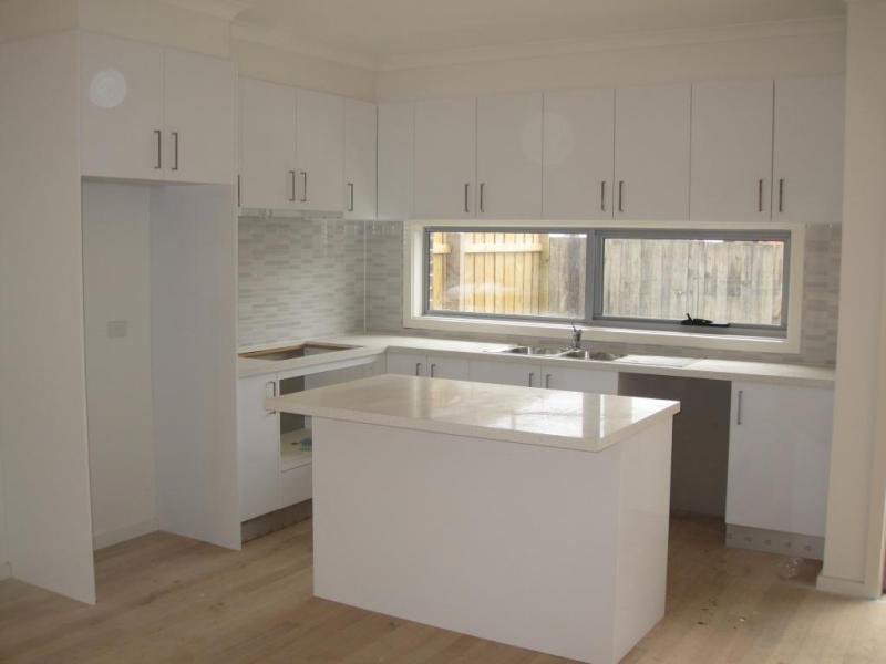 2/30 Orrong Avenue, Reservoir, VIC 3073, Reservoir - Thumbnail 2