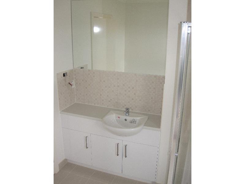 2/30 Orrong Avenue, Reservoir, VIC 3073, Reservoir - Thumbnail 5