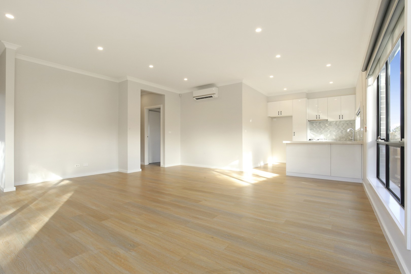 2/30 Oxley Avenue, Bundoora, VIC 3083 - Thumbnail 2 - 31/10/2025