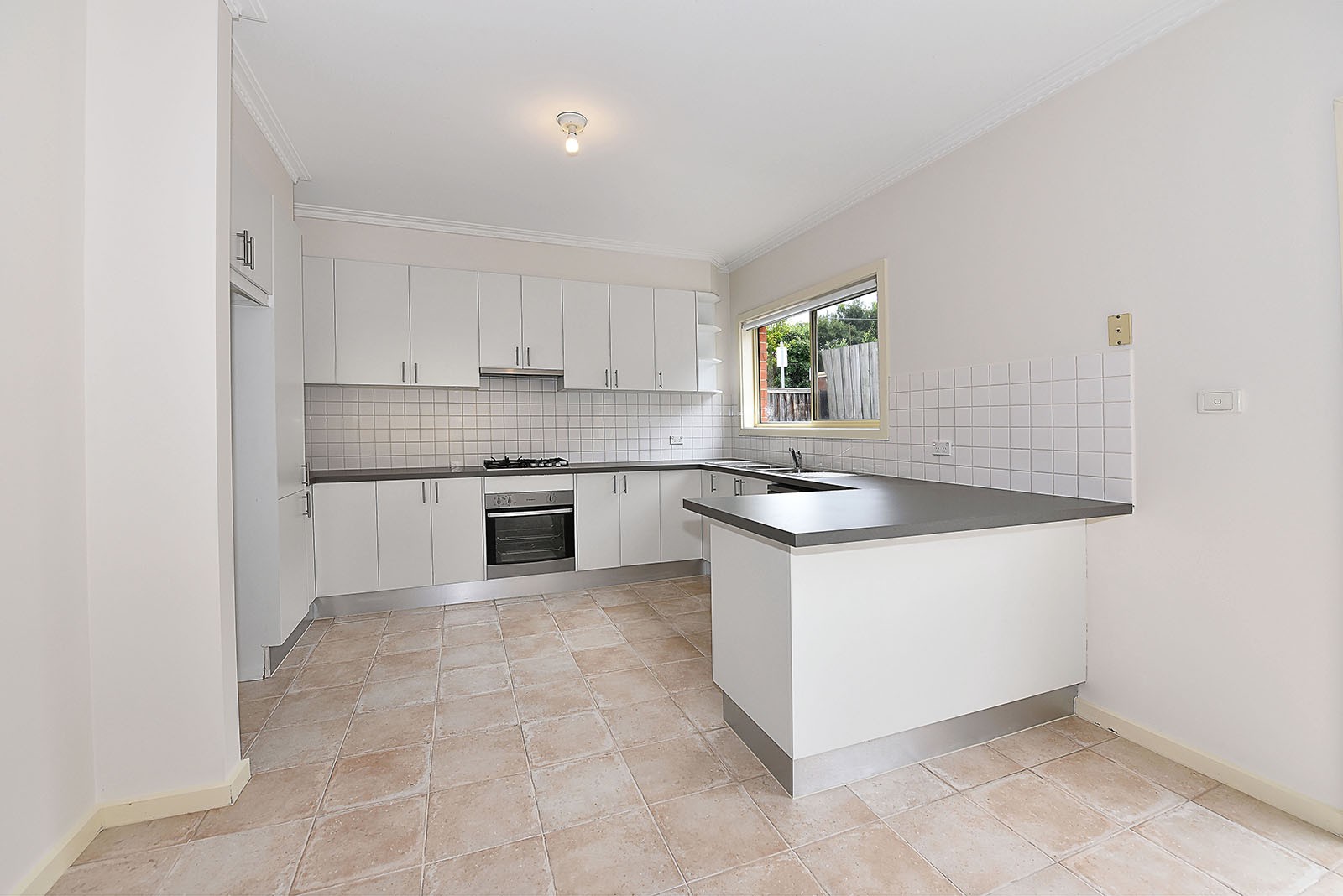2/30 Prospect Street, Pascoe Vale, VIC 3044, Pascoe Vale - Thumbnail 2