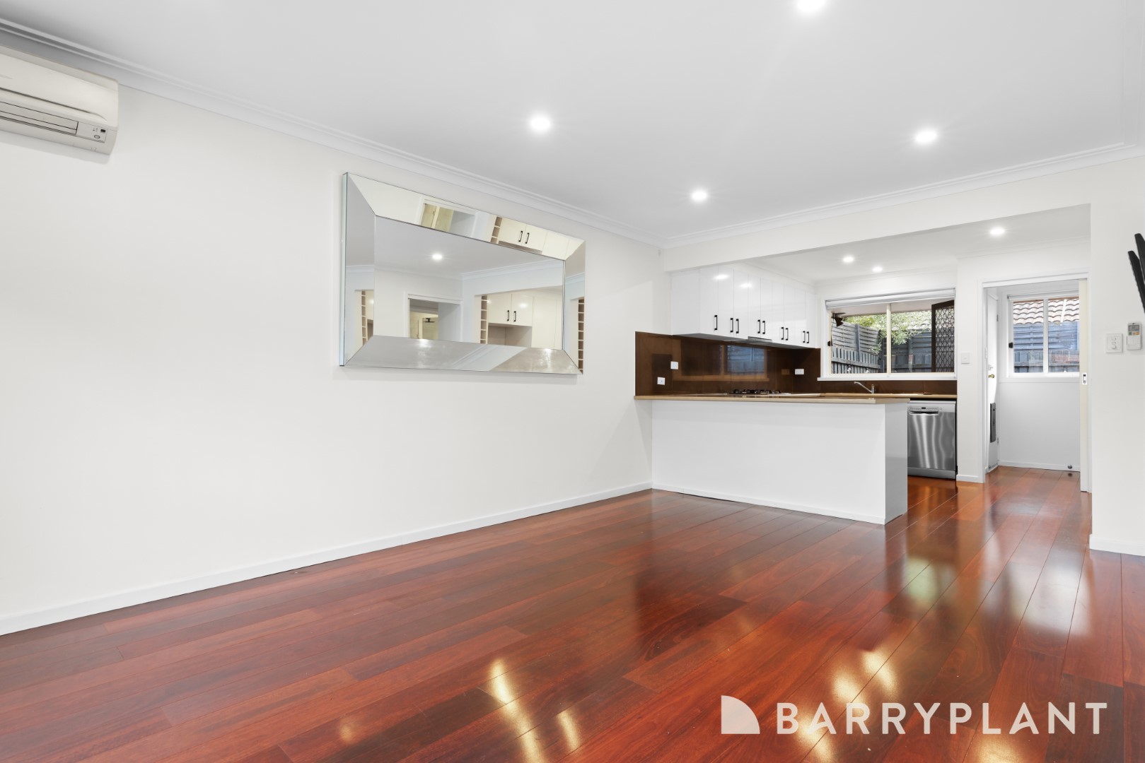2/31-33 Albenca Street, Mentone, VIC 3194, Mentone - Thumbnail 3