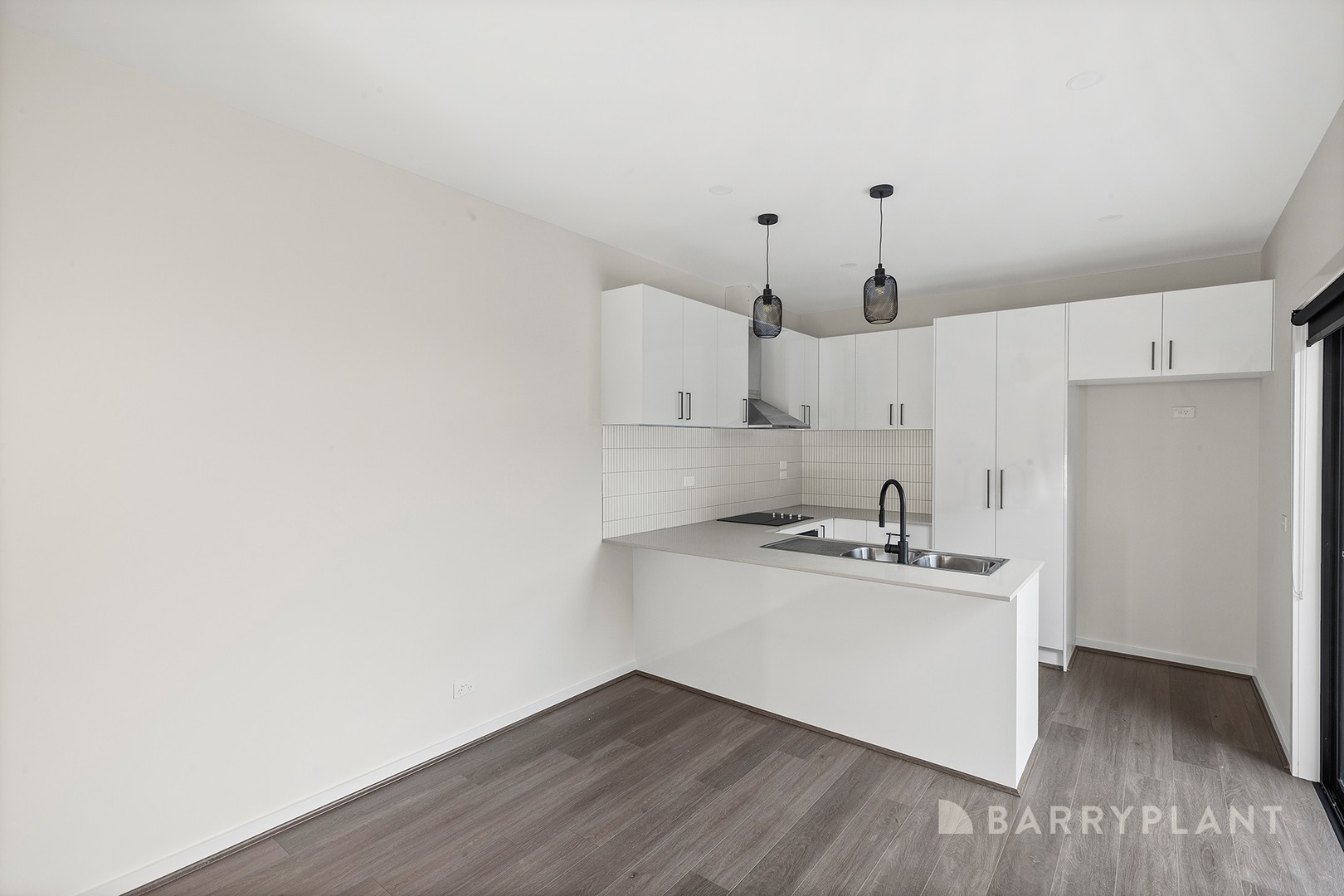 2/31 Ophir Street, Broadmeadows, VIC 3047 - Thumbnail 2 - 03/07/2024