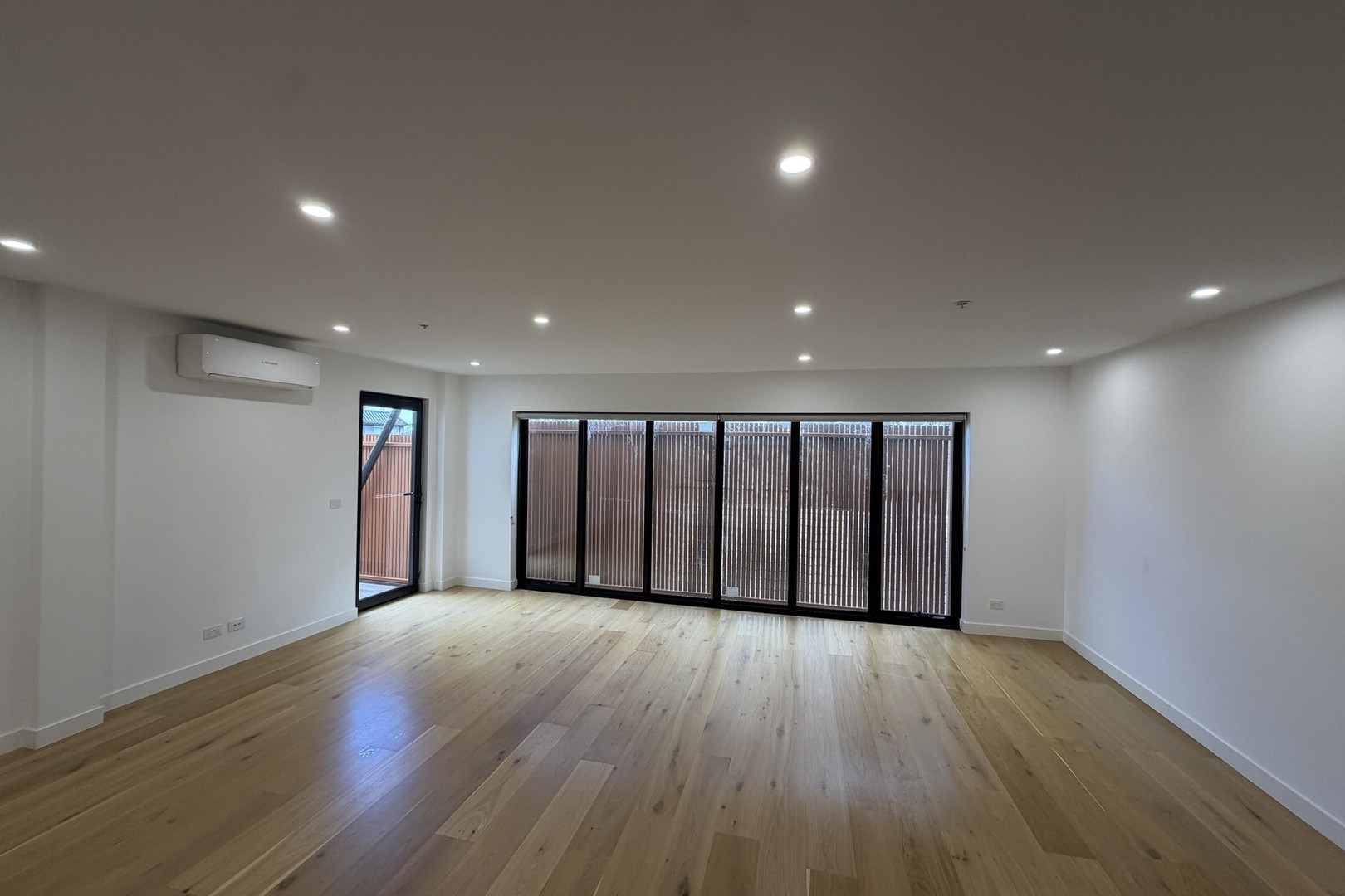 2/31 Pryor Street, Eltham, VIC 3095 - Thumbnail 2 - 26/08/2026