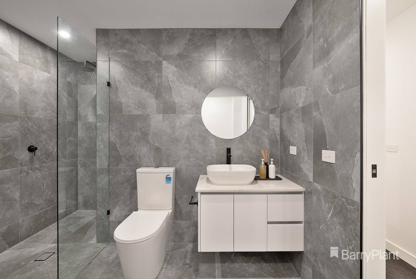 2/31 Pryor Street, Eltham, VIC 3095, Eltham - Thumbnail 5