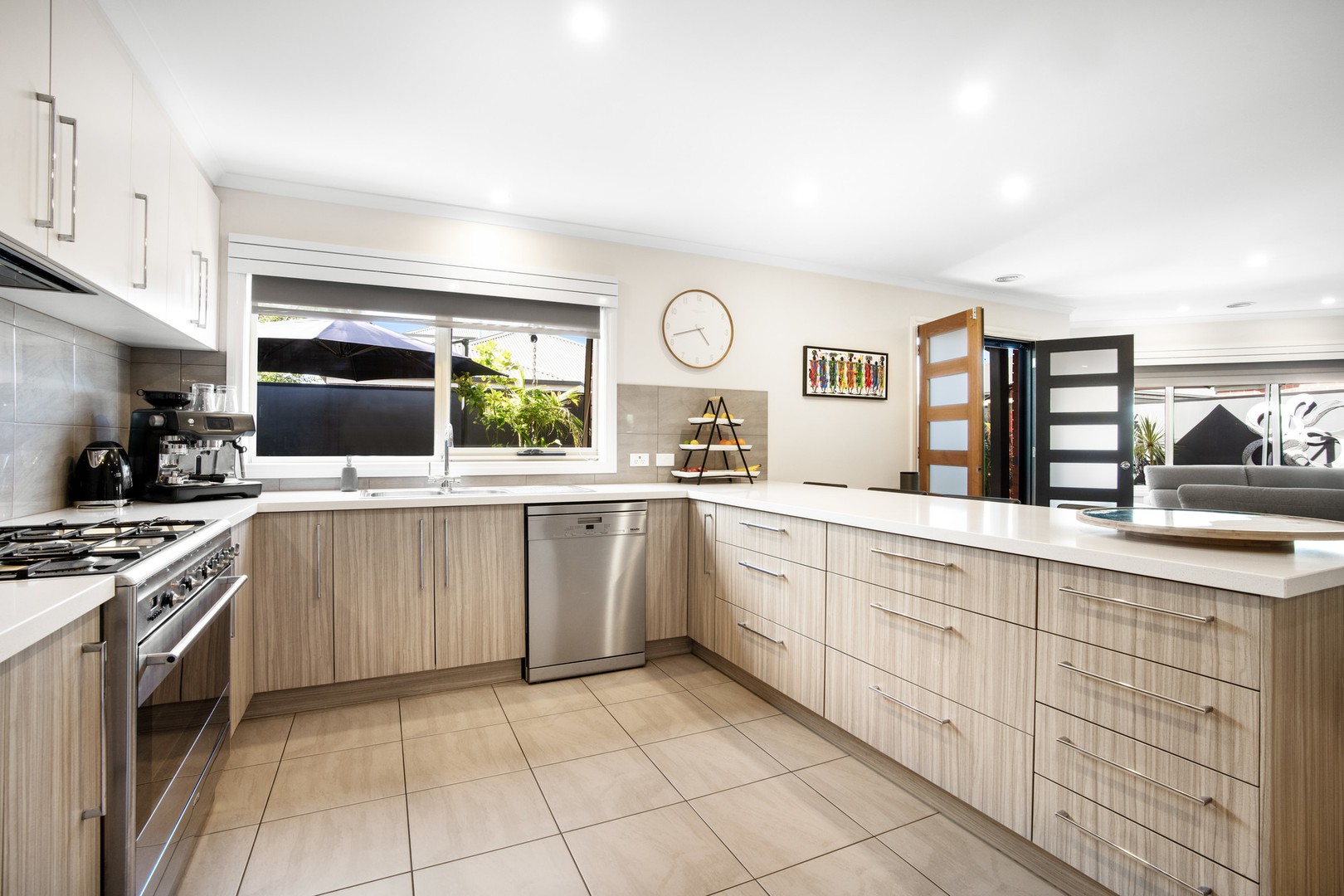 2/310 Aberdeen Street, Manifold Heights, VIC 3218, Manifold Heights - Thumbnail 5