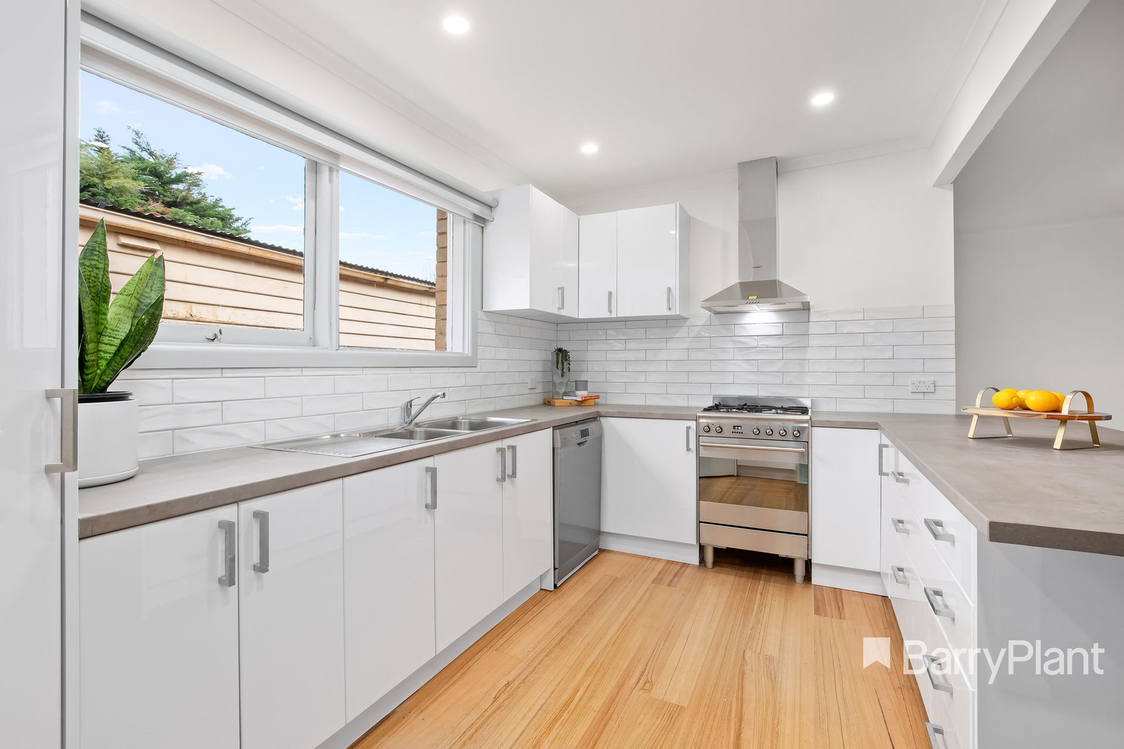 2/313 Gilbert Road, Preston, VIC 3072, Preston - Thumbnail 2