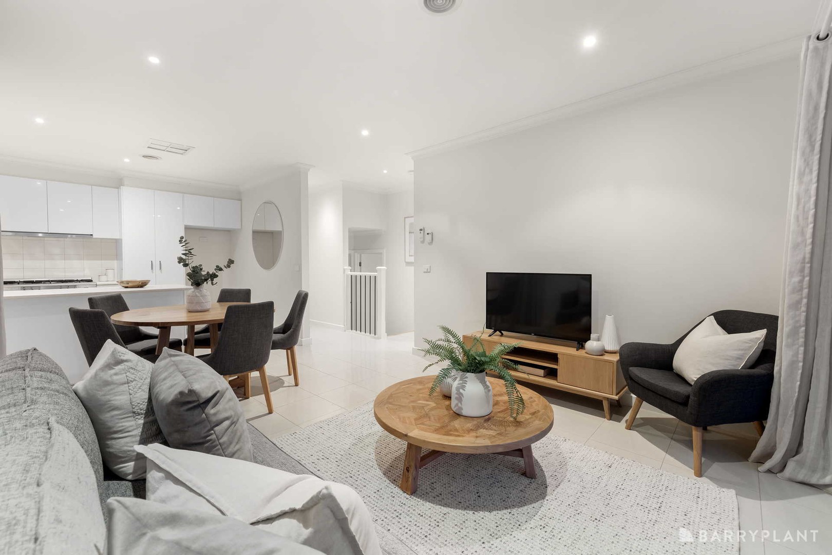 2/318 Maroondah Highway, Ringwood, VIC 3134 - Thumbnail 2 - 14/10/2026