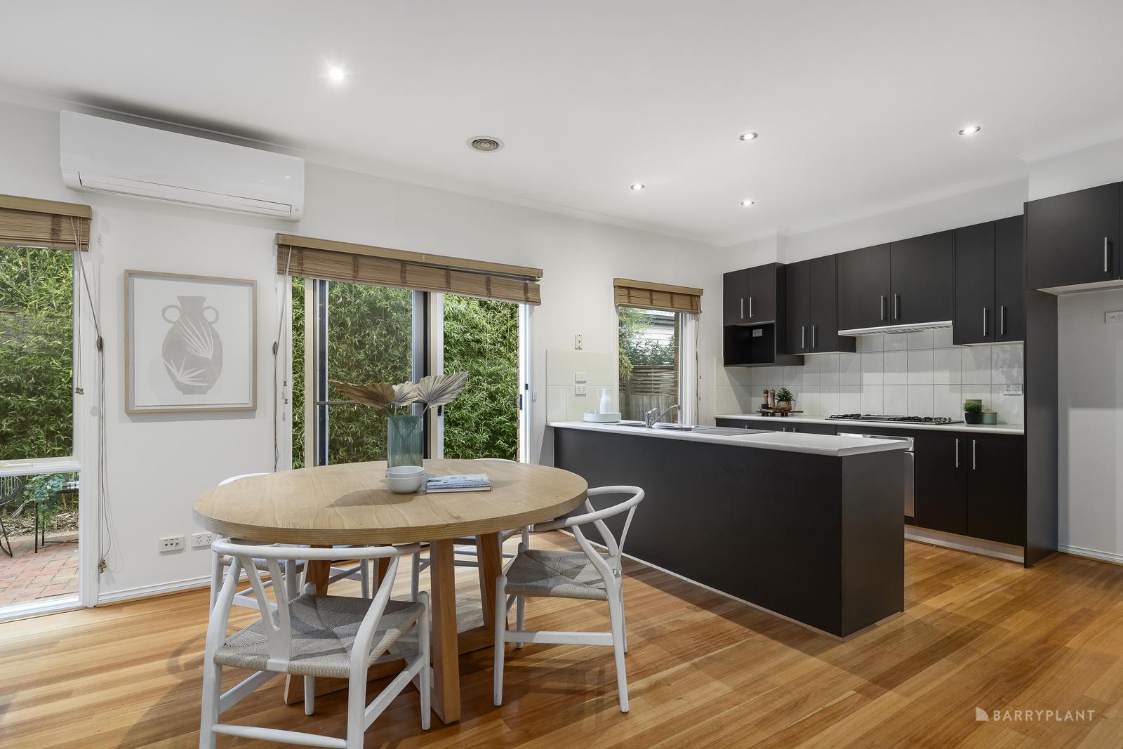 2/32 Bass Street, Box Hill, VIC 3128, Box Hill - Thumbnail 4