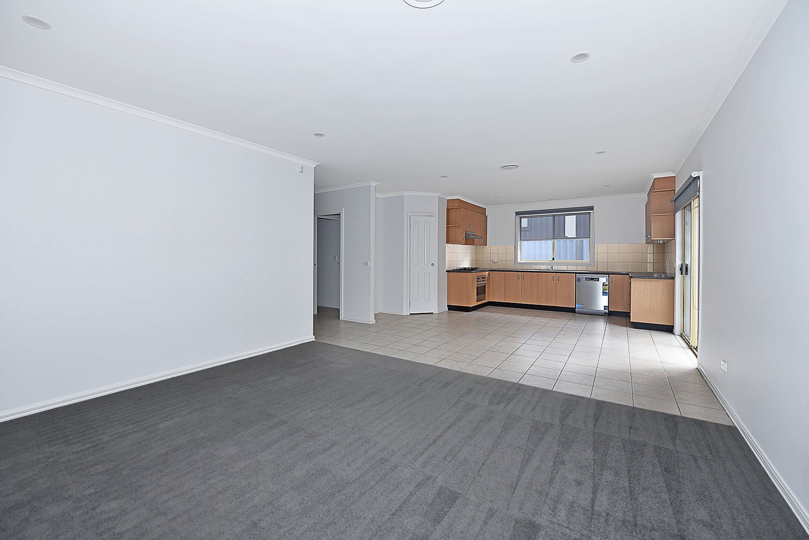 2/32 Bulla Rd, Strathmore, VIC 3041 - Thumbnail 1 - 01/05/2026