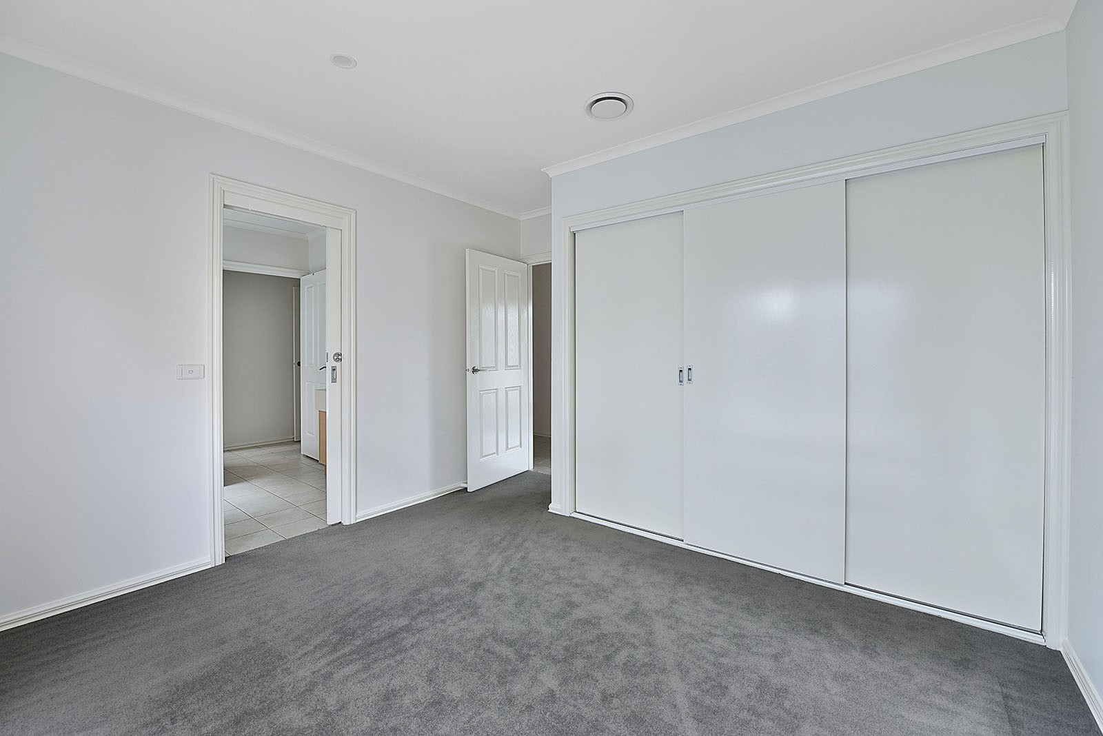 2/32 Bulla Rd, Strathmore, VIC 3041, Strathmore - Thumbnail 4