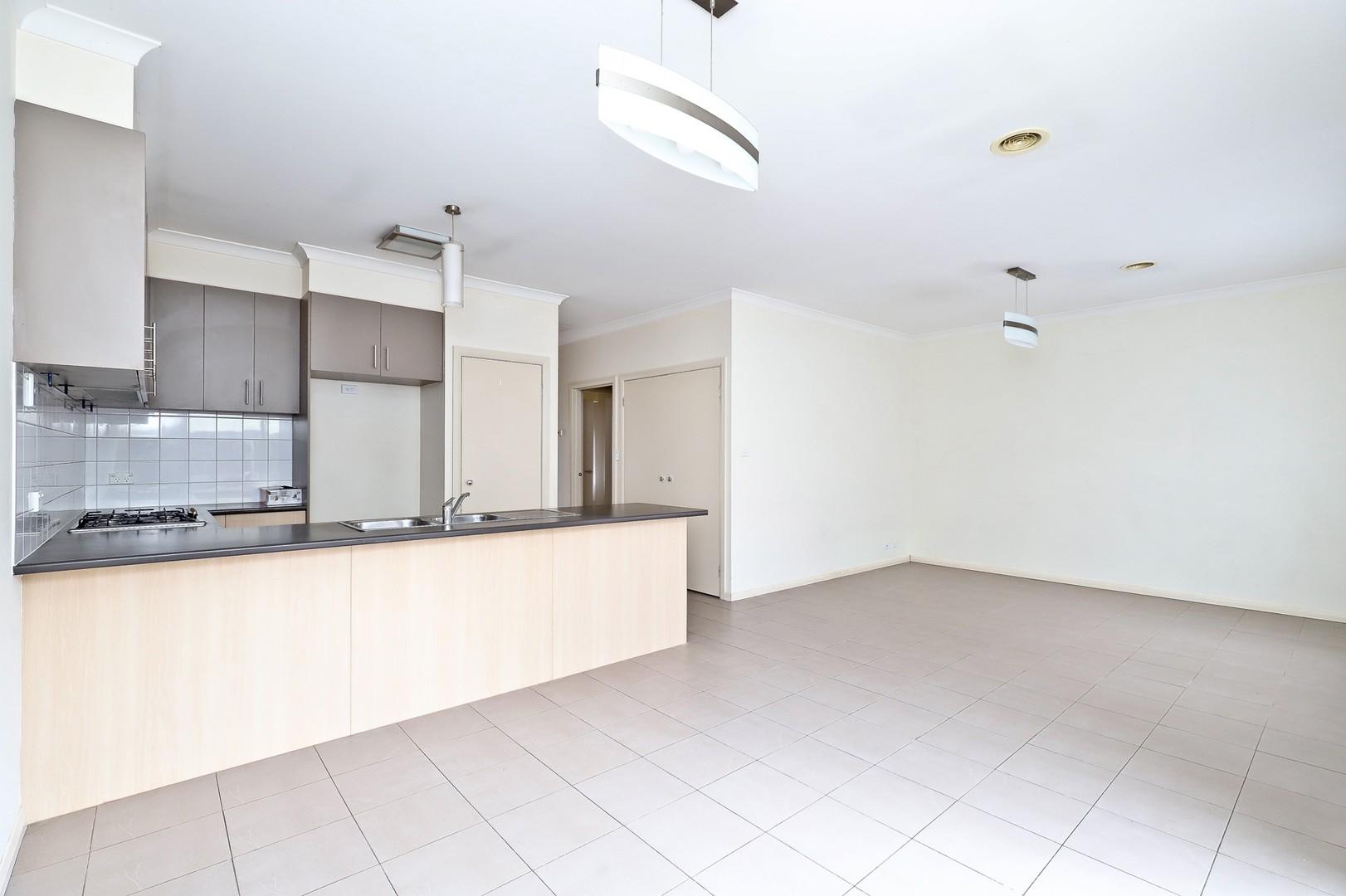 2/32 Elizabeth Street, St Albans, VIC 3021 - Thumbnail 2 - 21/12/2021