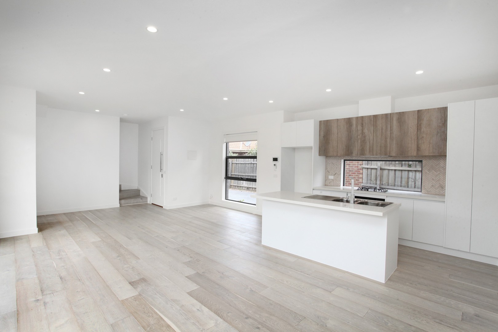2/32 Elstone Avenue, Airport West, VIC 3042, Airport West - Thumbnail 5