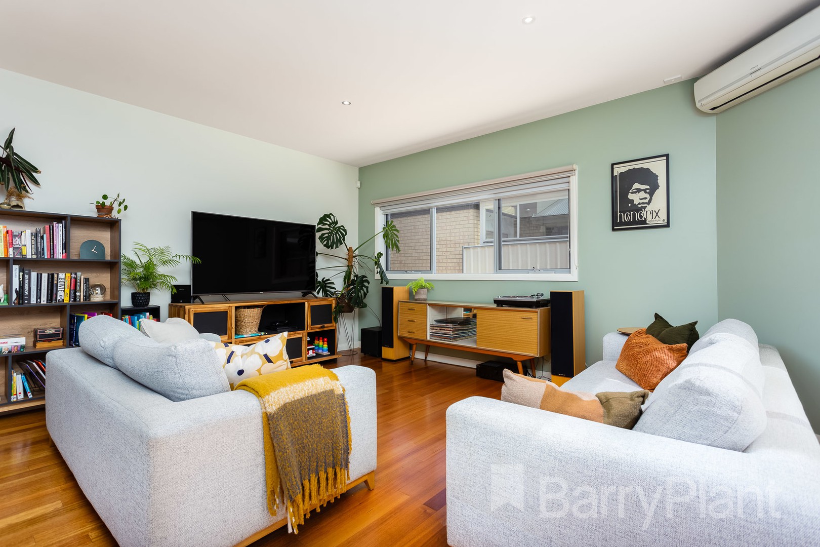 2/32 La Rochelle Boulevard, Point Cook, VIC 3030, Point Cook - Thumbnail 6