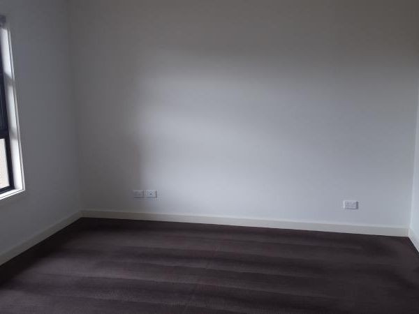 2/32 McComas Grove, Burwood, VIC 3125, Burwood - Thumbnail 6