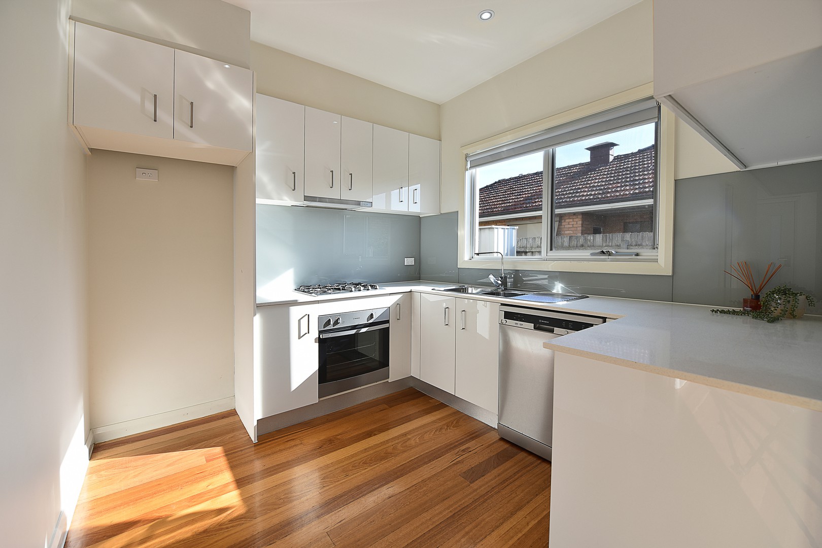 2/32 Orrong Avenue, Reservoir, VIC 3073, Reservoir - Thumbnail 4