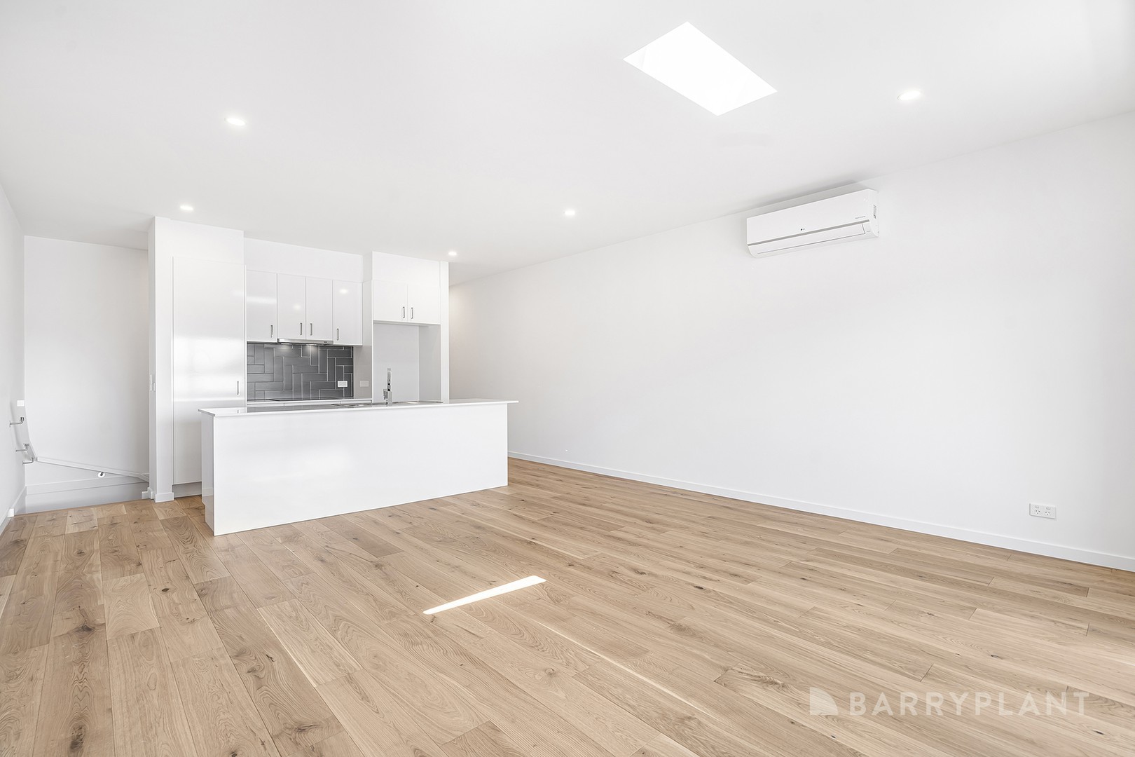 2/32 Rouke Street, Lilydale, VIC 3140 - Thumbnail 1 - 05/12/2025