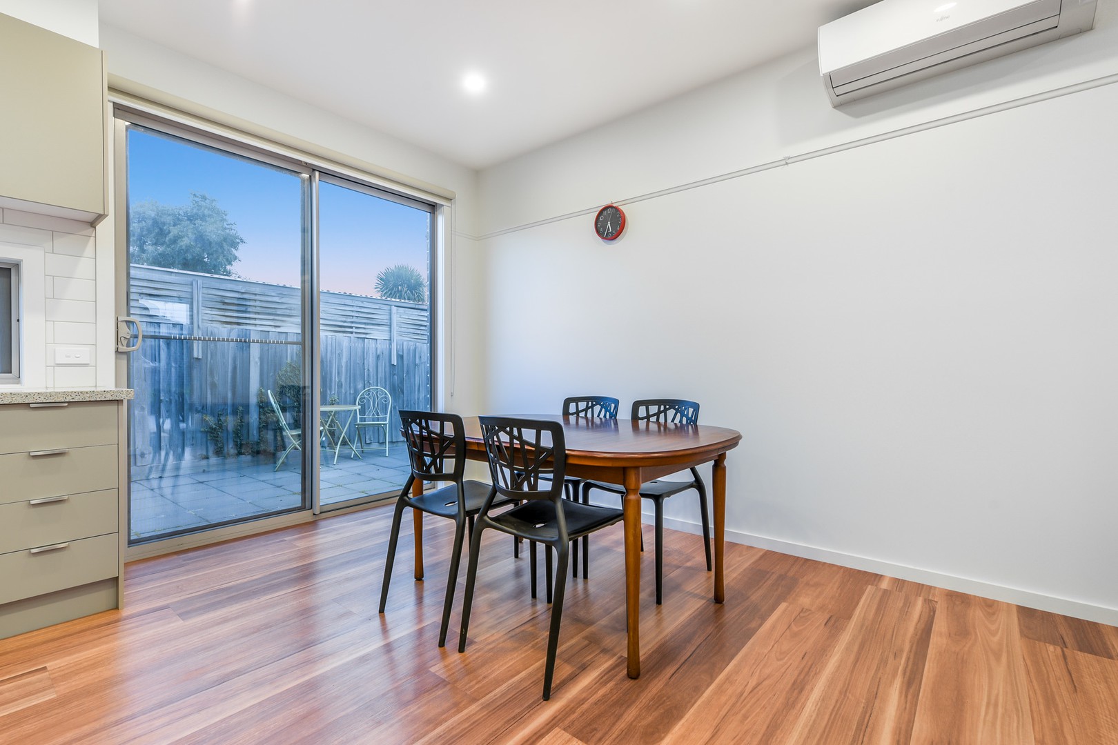 2/32 Strathavan Drive, Berwick, VIC 3806, Berwick - Thumbnail 4