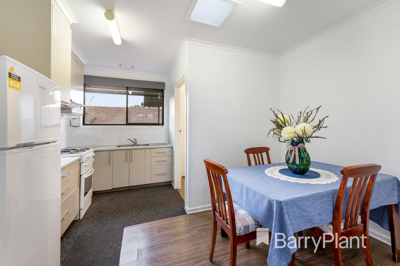 2/33 Adelaide StreetSt Albans, VIC 3021, St Albans - Thumbnail 6