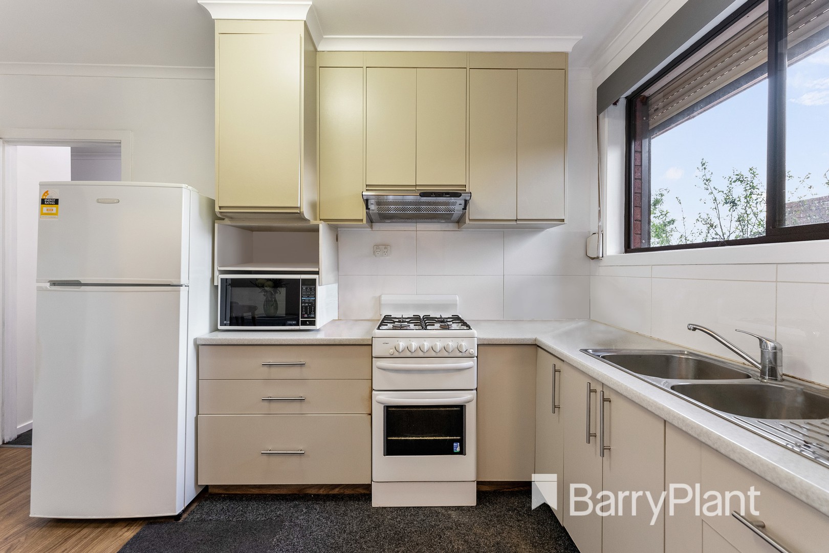 2/33 Adelaide StreetSt Albans, VIC 3021, St Albans - Thumbnail 7