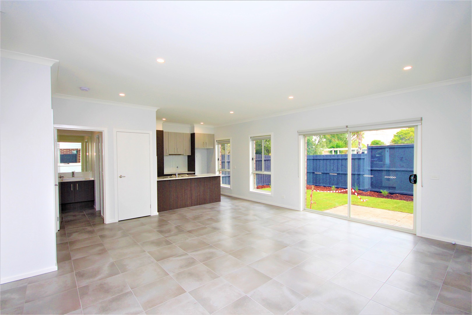 2/33 Apex Avenue, Belmont, VIC 3216, Belmont - Thumbnail 2