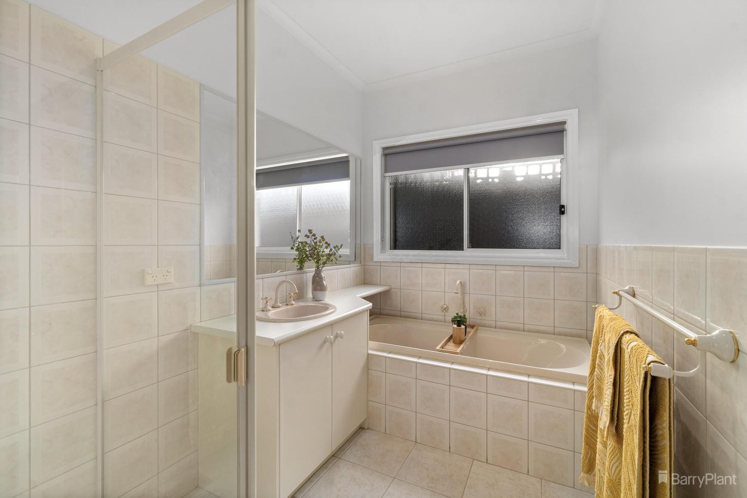 2/33 Carrathool Street, Bulleen, VIC 3105, Bulleen - Thumbnail 8