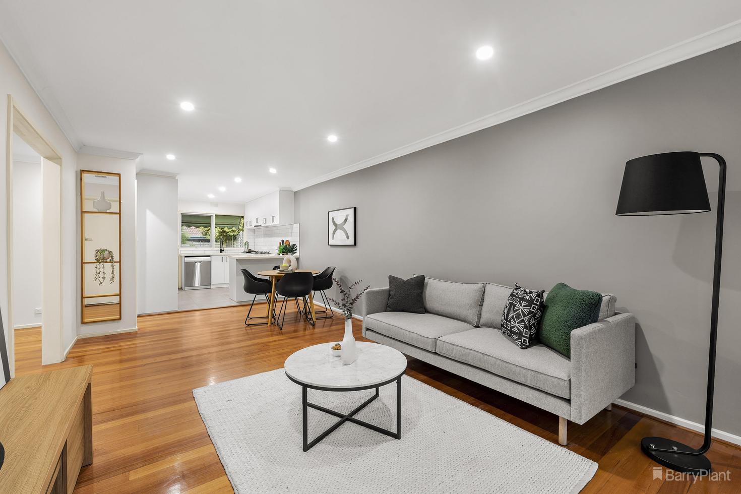 2/33 Churchill Street, Doncaster East, VIC 3109, Doncaster East - Thumbnail 3