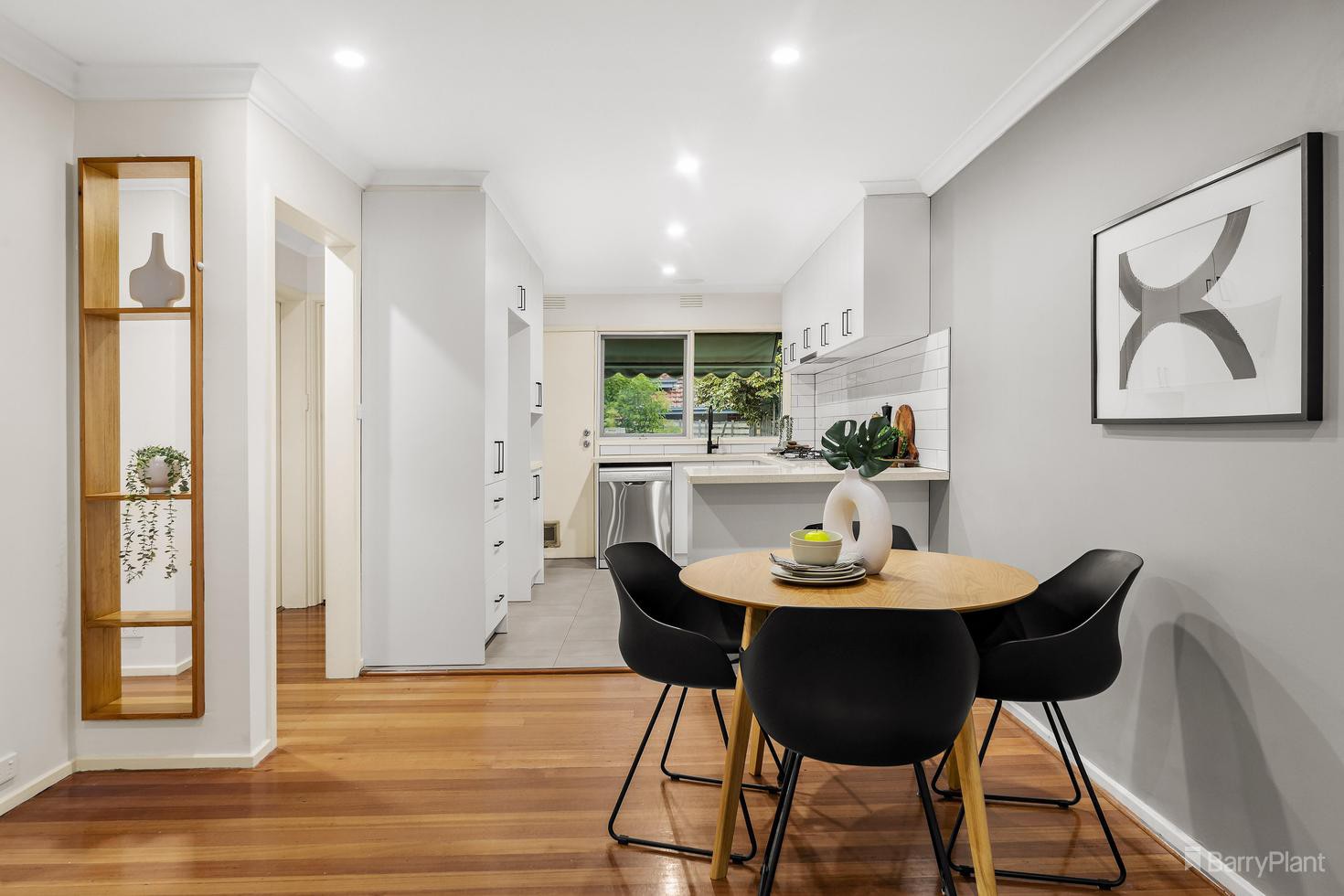 2/33 Churchill Street, Doncaster East, VIC 3109, Doncaster East - Thumbnail 4
