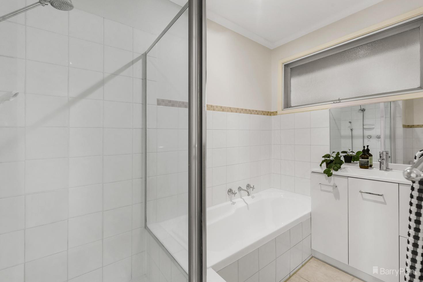 2/33 Churchill Street, Doncaster East, VIC 3109, Doncaster East - Thumbnail 8