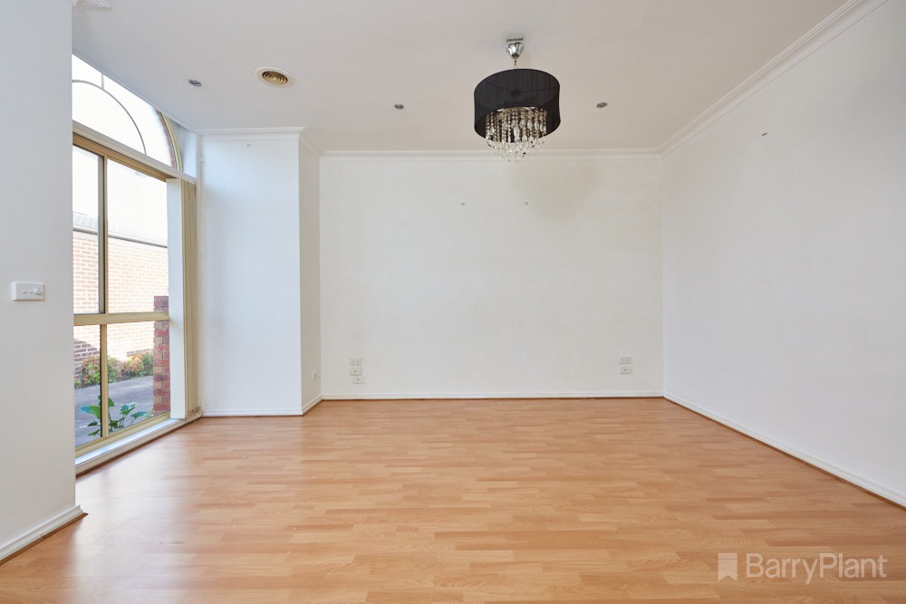2/33 Ellt Crescent, Noble Park, VIC 3174, Noble Park - Thumbnail 2