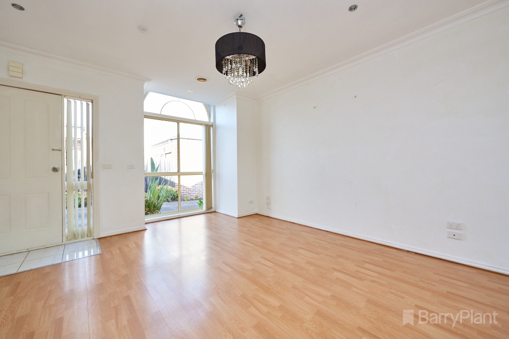 2/33 Ellt Crescent, Noble Park, VIC 3174, Noble Park - Thumbnail 4