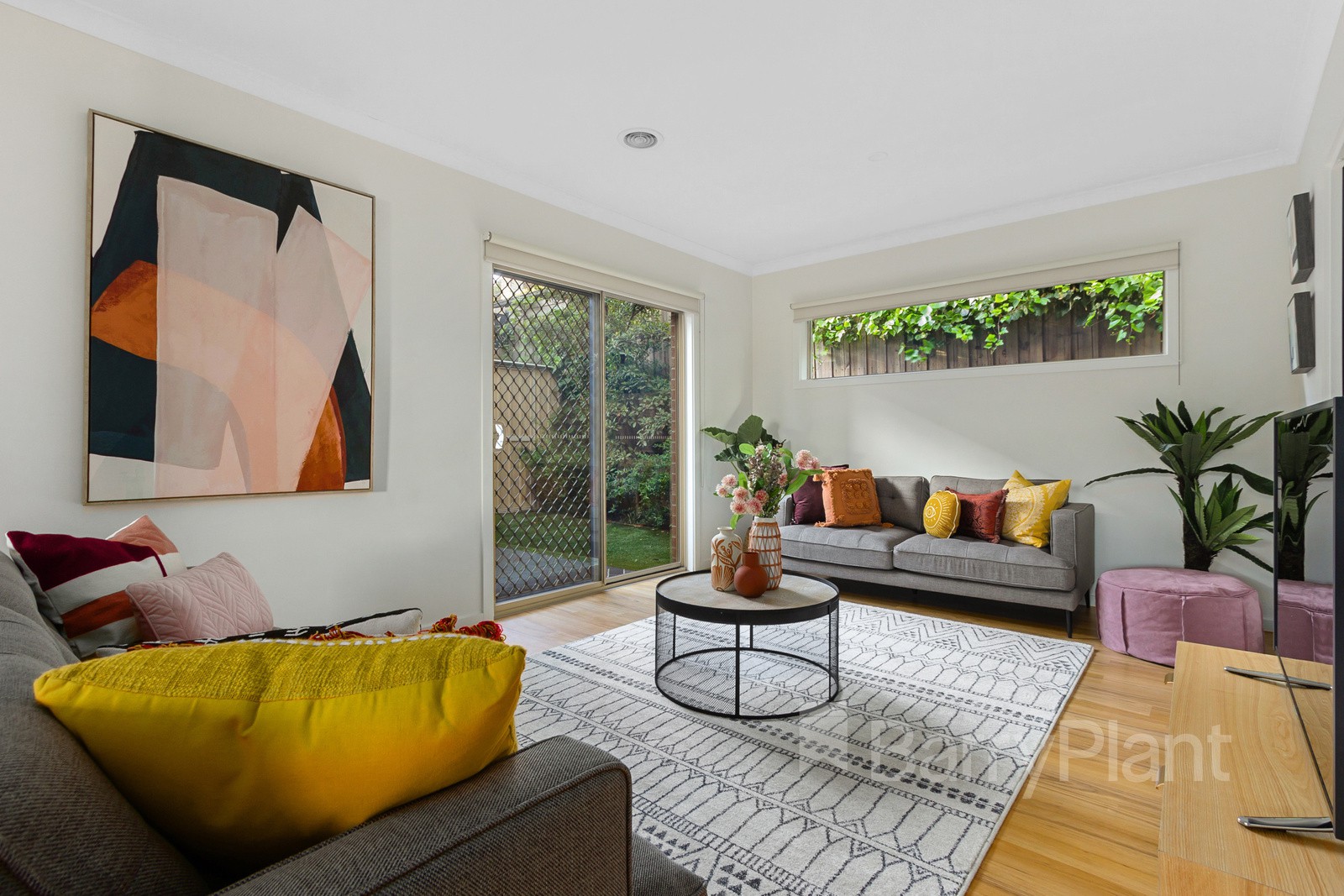 2/33 Elm Street, Bayswater, VIC 3153 - Thumbnail 2 - 05/10/2021