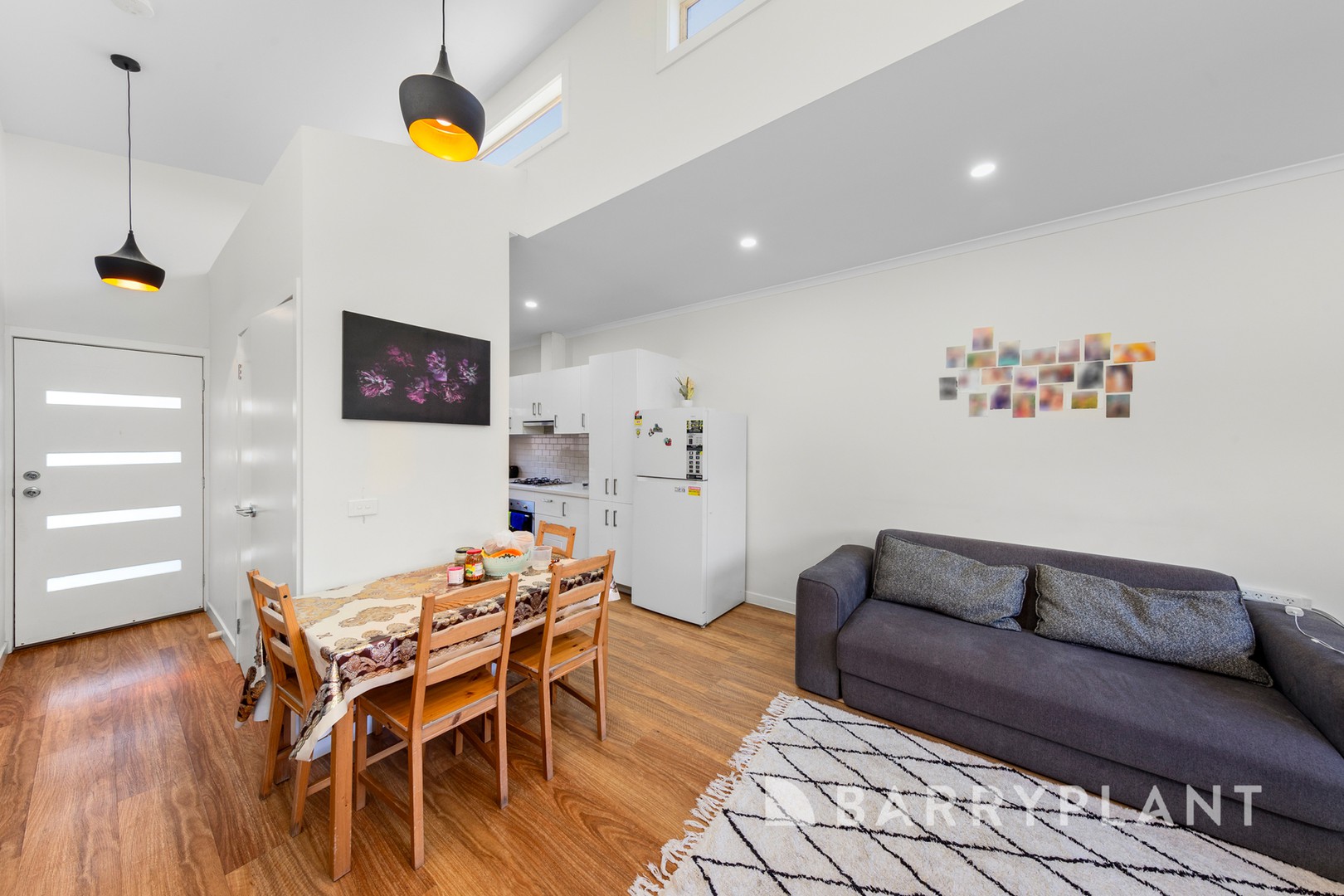 2/33 Henry Street, St Albans, VIC 3021 - Thumbnail 2 - 24/06/2024