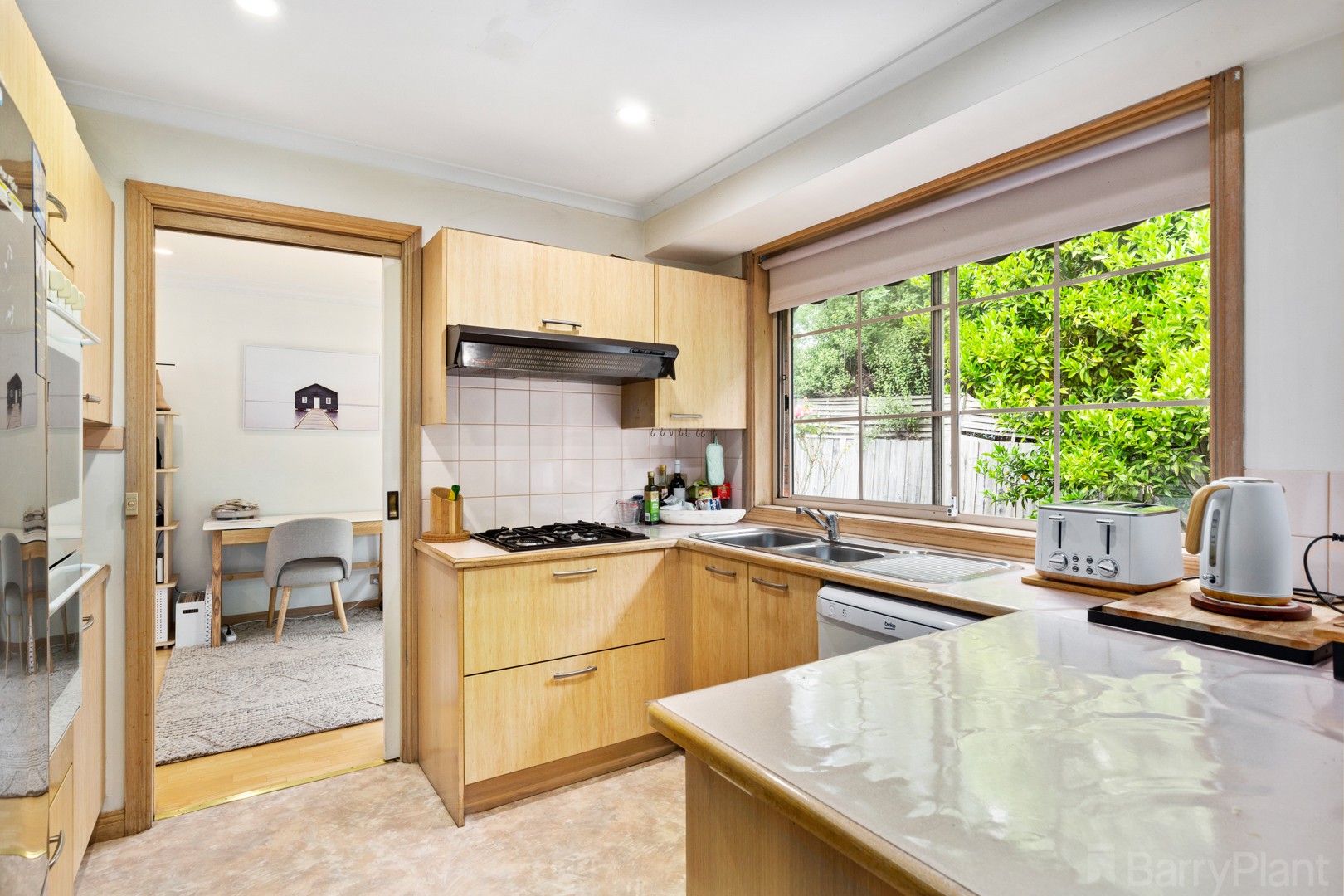 2/33 Illoura Avenue, Ringwood East, VIC 3135, Ringwood East - Thumbnail 3