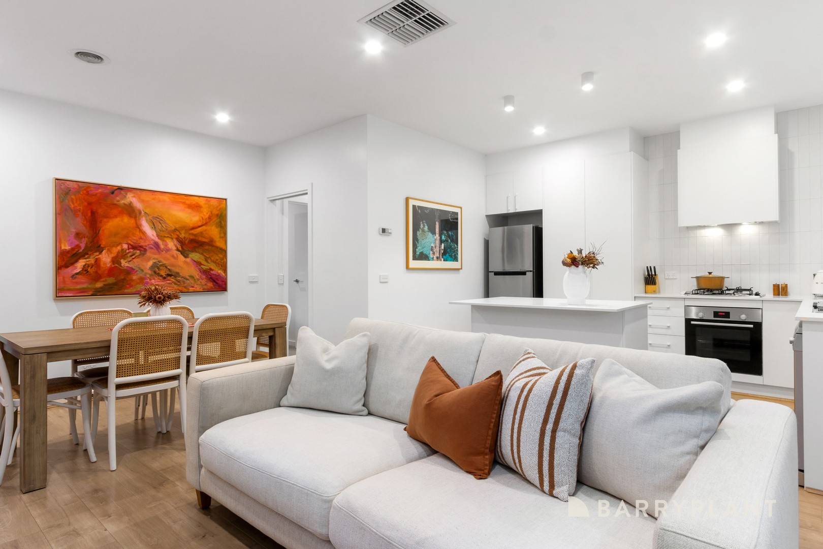 2/33 James Road, Ferntree Gully, VIC 3156 - Thumbnail 2 - 15/04/2025