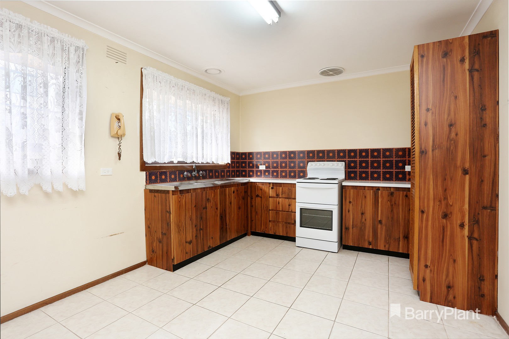 2/33 Lytton StreetGlenroy, VIC 3046, Glenroy - Thumbnail 5