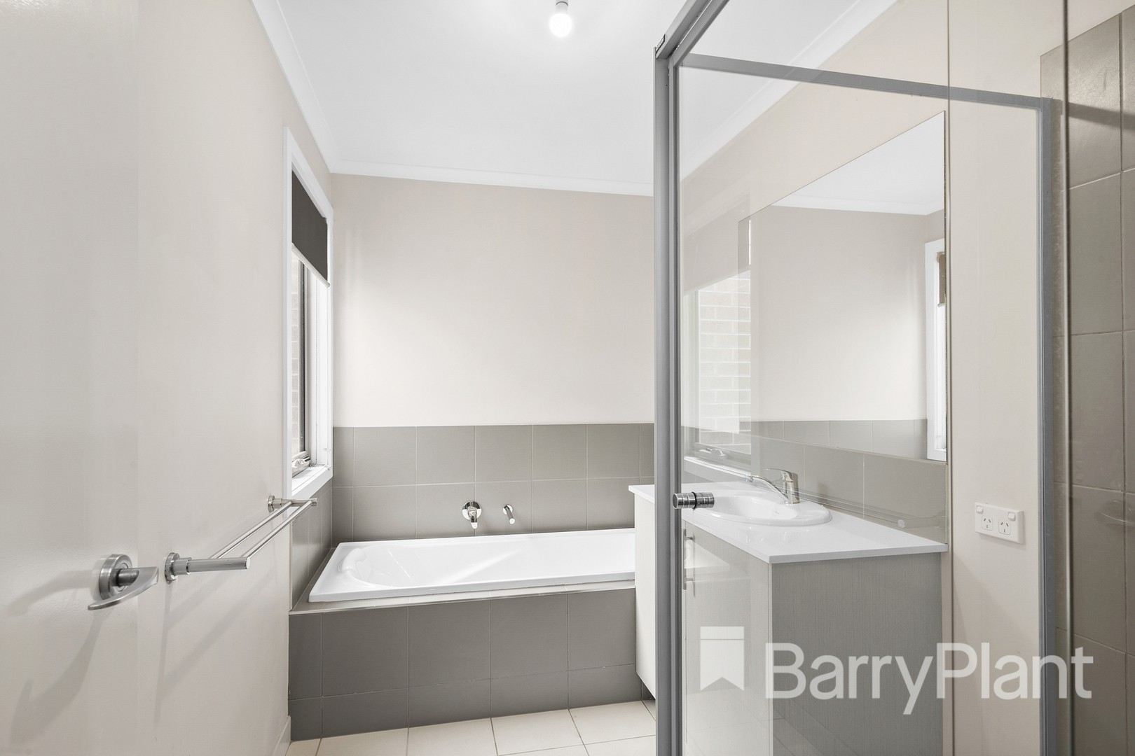 2/33 Mountview Drive, Sebastopol, VIC 3356, Sebastopol - Thumbnail 3