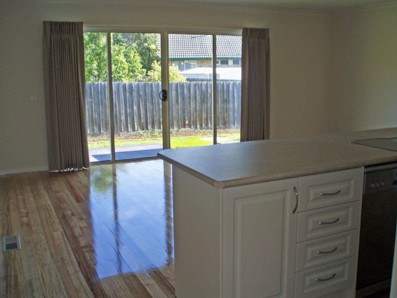 2/33 Tamworth Road, Kilsyth, VIC 3137, Kilsyth - Thumbnail 2