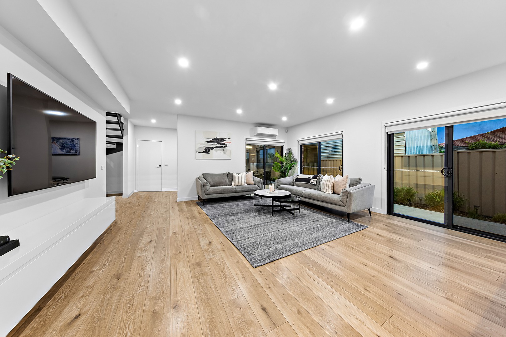 2/332 Taylors Road, Delahey, VIC 3037, Delahey - Thumbnail 4