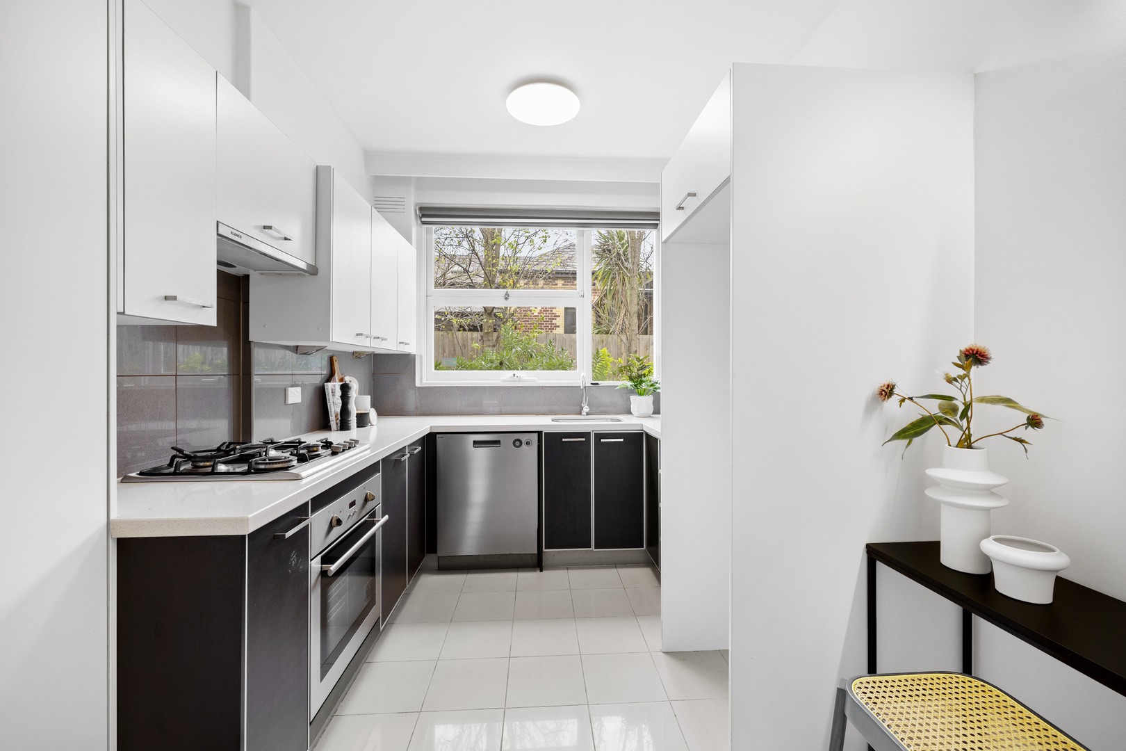 2/34 Alma Road, Camberwell, VIC 3124, Camberwell - Thumbnail 4
