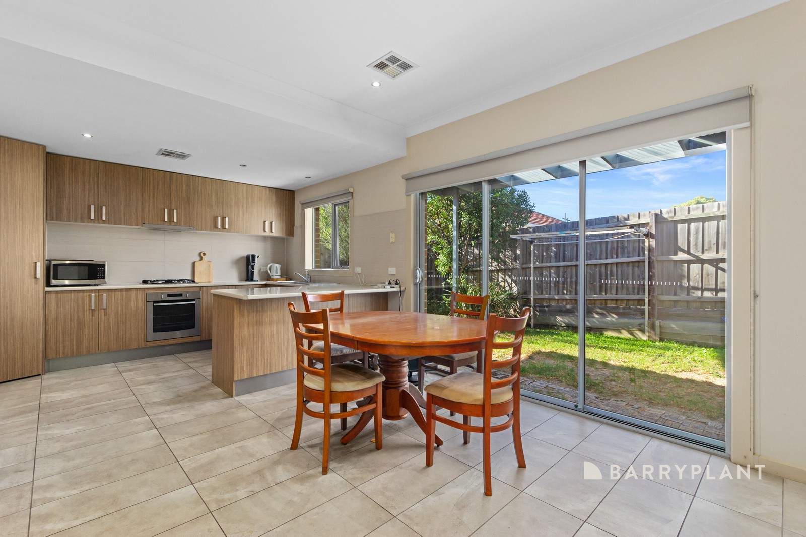 2/34 Devenish Road, Boronia, VIC 3155, Boronia - Thumbnail 2