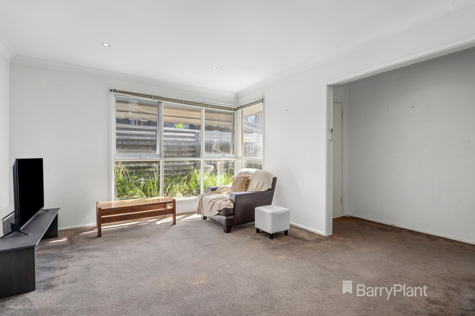 2/34 Golden Avenue, Bonbeach, VIC 3196 - Thumbnail 2 - 15/03/2022